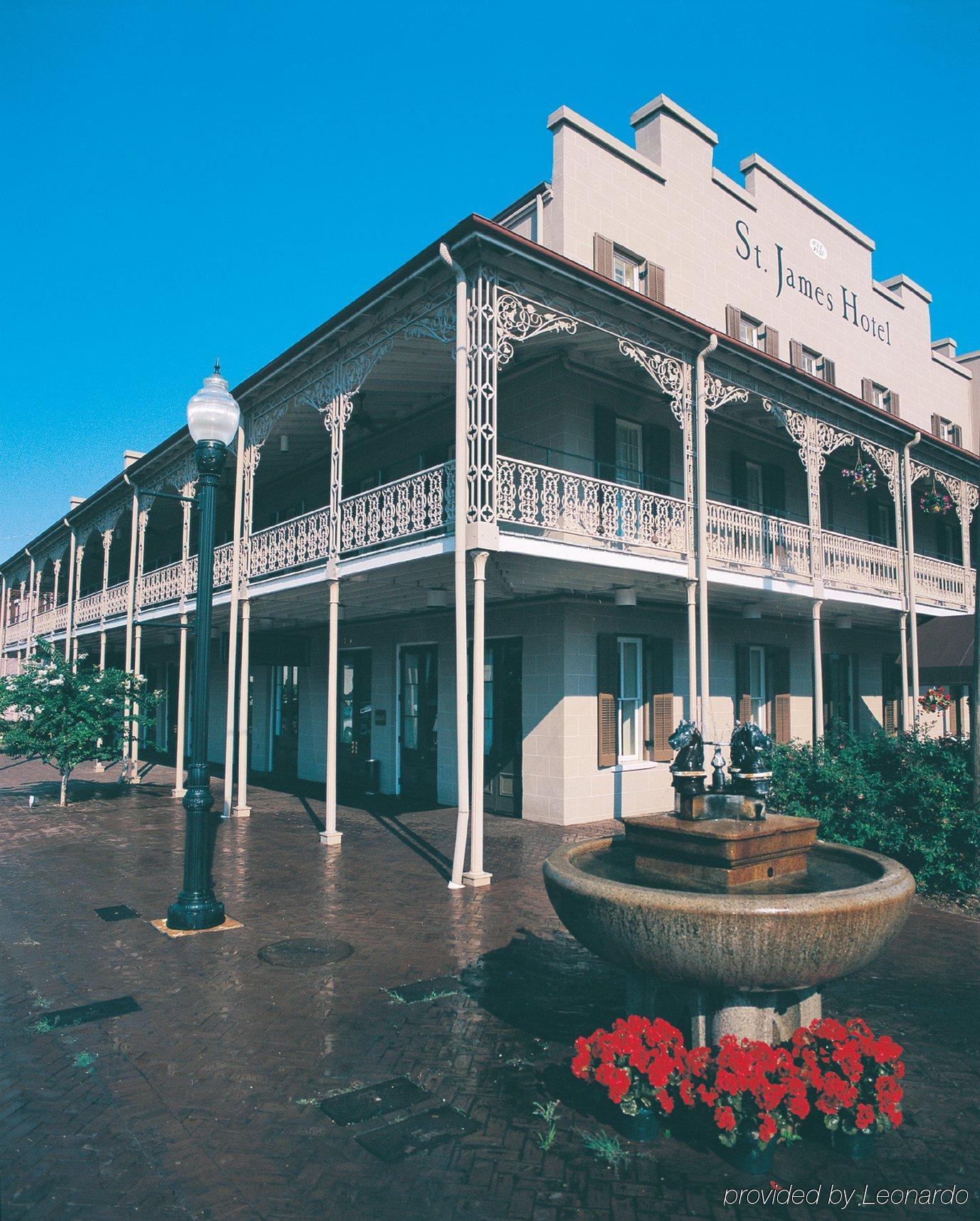 St James Hotel 塞尔玛 外观 照片